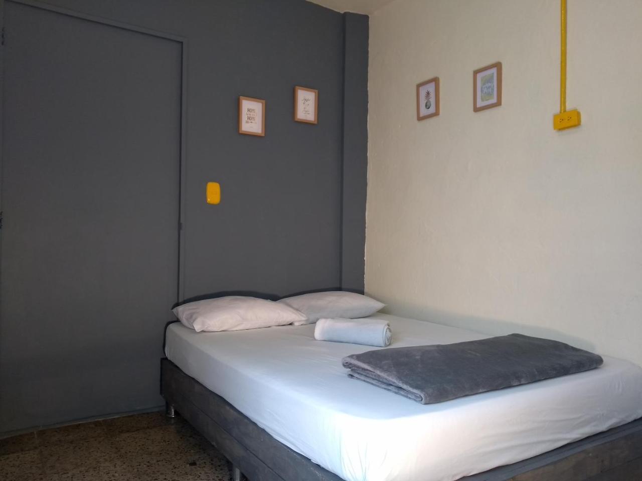 Panela Medellin Hostel Szoba fotó